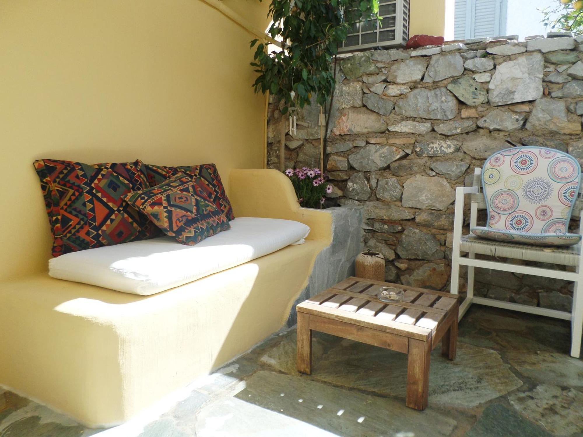In The Heart Of Hydra Villa Bagian luar foto